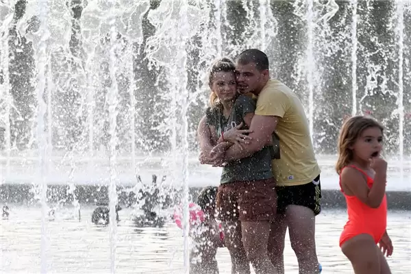 Be Careful Of The Outdoor Square Water Fountains3