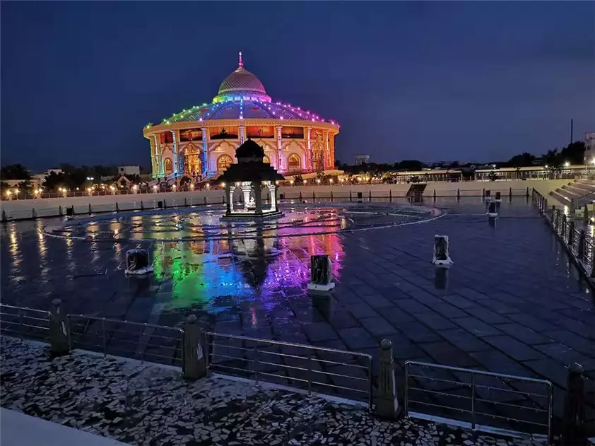 Chennai Gruji Temple Lotus Shape Music Dancing Water Fountain, India