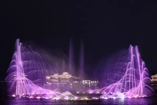 China’s Top 10 Most Beautiful Musical Dancing Fountains The West Lake Music Fountain1