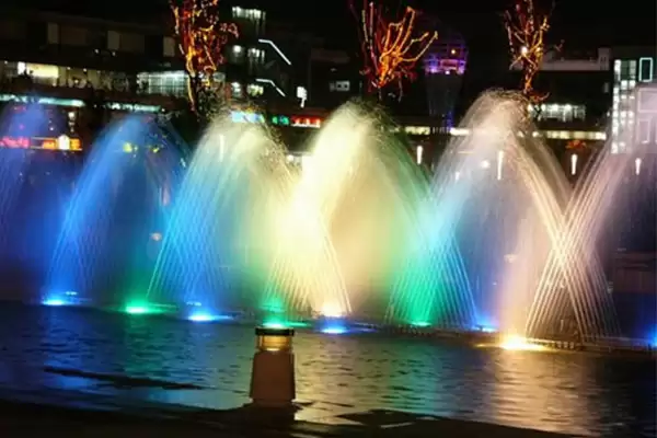 Горизонтальные качающиеся фонтанные форсунки 2 Horizontal Swing Group1