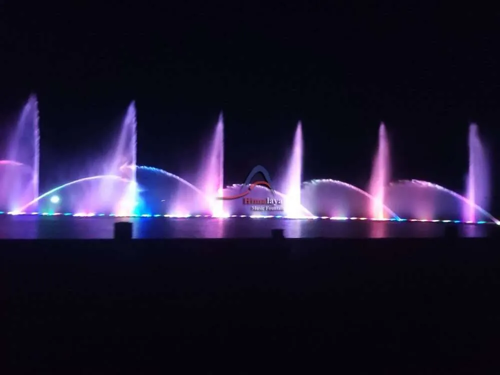 Large scale floating fountain project