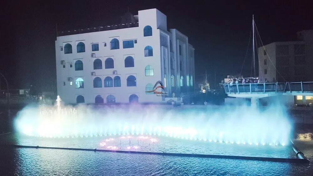 music floating fountain نافورة موسيقية عائمة