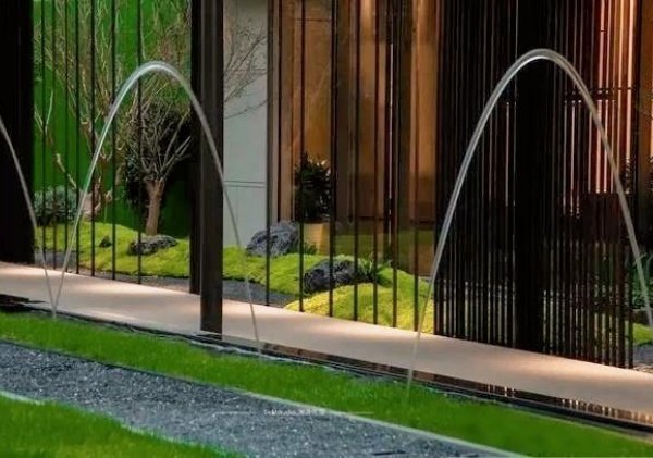 Лазерный ламинарный фонтан доставлен в Казахстан | Компания Himalaya Music Fountain создала знаковый водный ландшафт 2 Laser Laminar Fountain